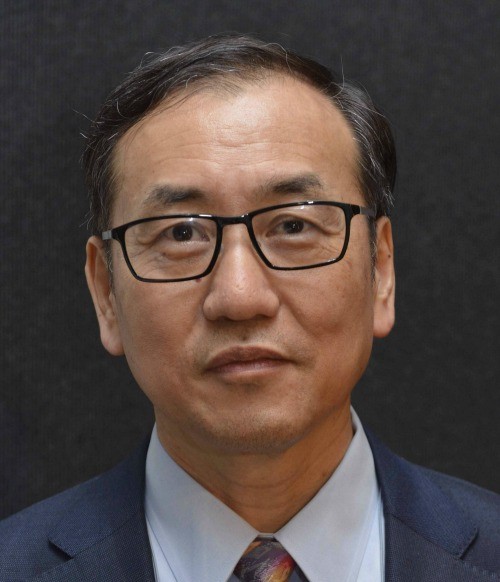 photo of Un J. Kang, MD